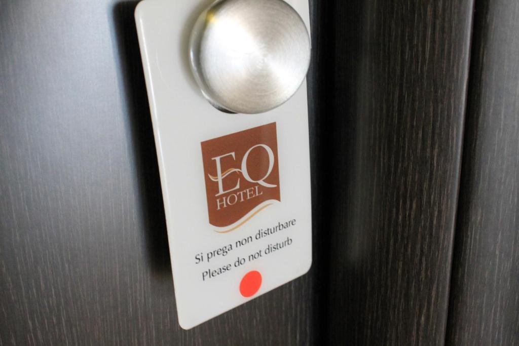 Eq Hotel Travagliato Exterior foto